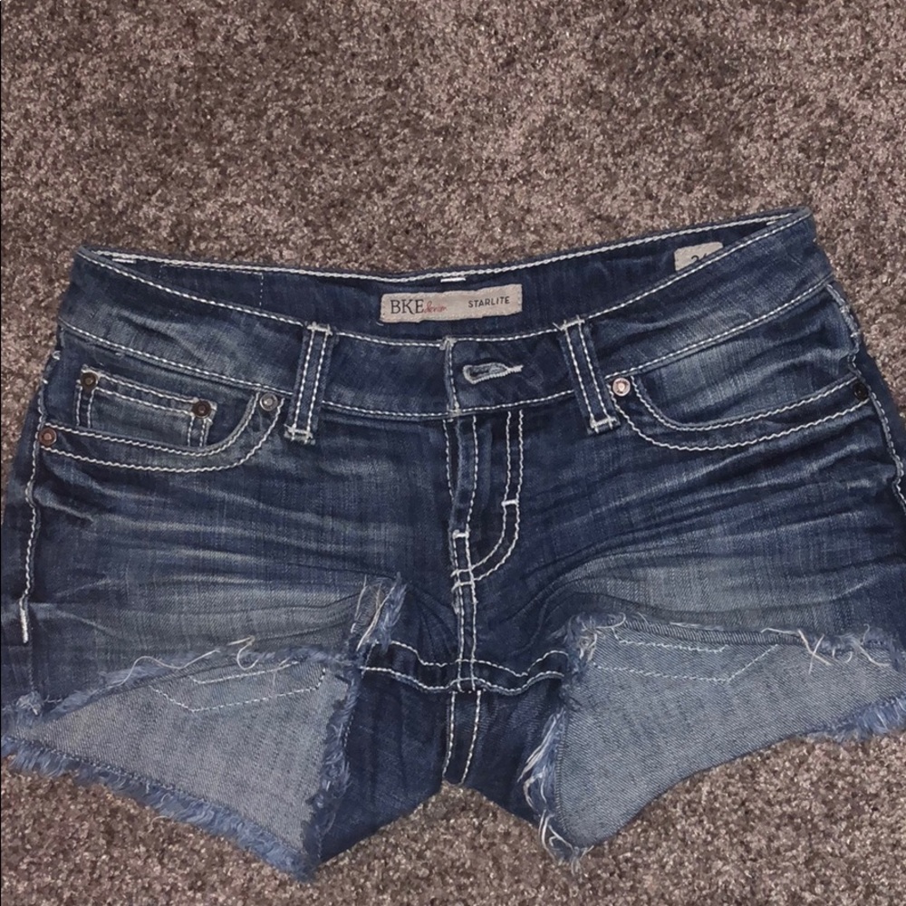 BKE Starlight Jean Shorts, size 26 !!